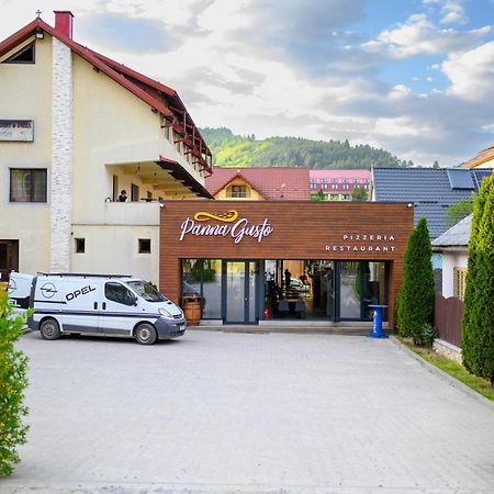 Hotel Panna Gusto Cîmpeni Esterno foto
