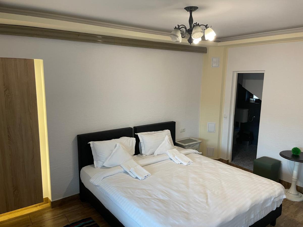 Hotel Panna Gusto Cîmpeni Esterno foto