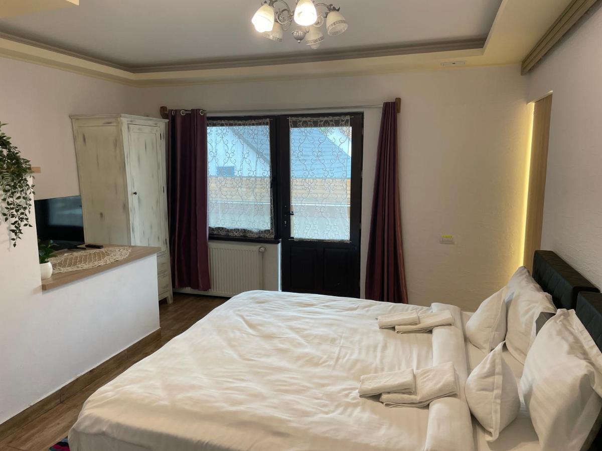 Hotel Panna Gusto Cîmpeni Esterno foto