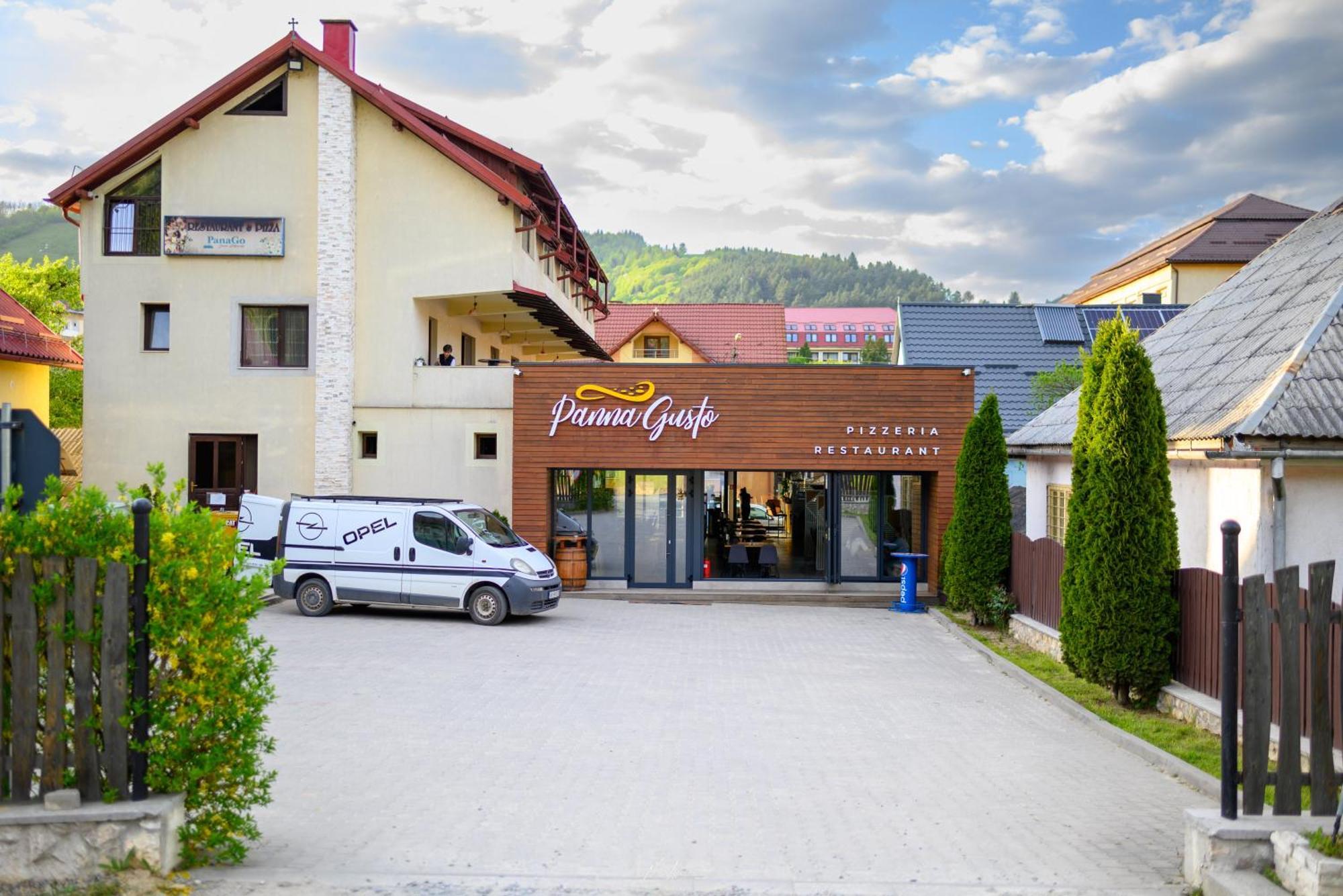 Hotel Panna Gusto Cîmpeni Esterno foto