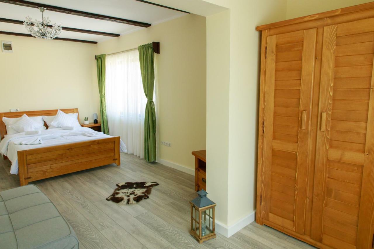 Hotel Panna Gusto Cîmpeni Esterno foto